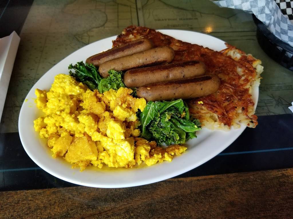 Black Water Bar | restaurant | 835 NE Broadway, Portland, OR 97232, USA | 5032810439 OR +1 503-281-0439