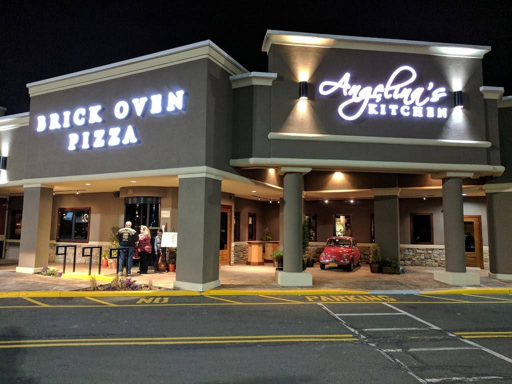 Angelinas Kitchen | restaurant | 280 Marsh Ave, Staten Island, NY 10314, USA | 7186982000 OR +1 718-698-2000