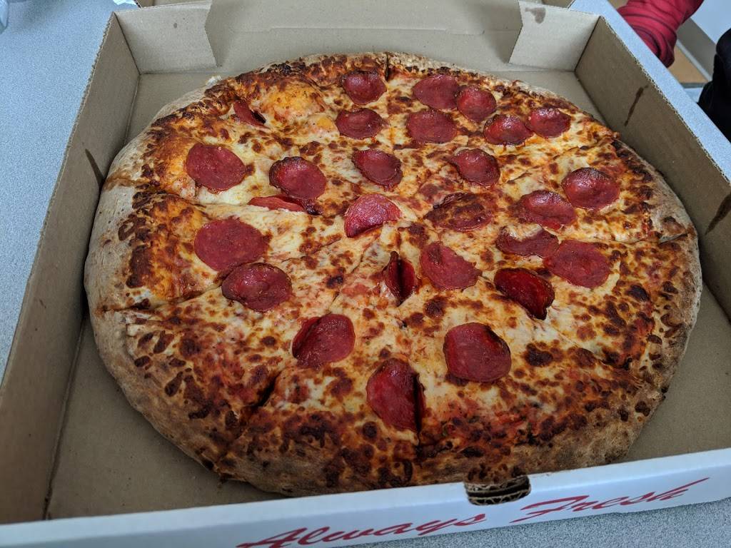 Dynamite Pizza | restaurant | 501 Krug St, Kitchener, ON N2B 1L2, Canada | 5195794600 OR +1 519-579-4600