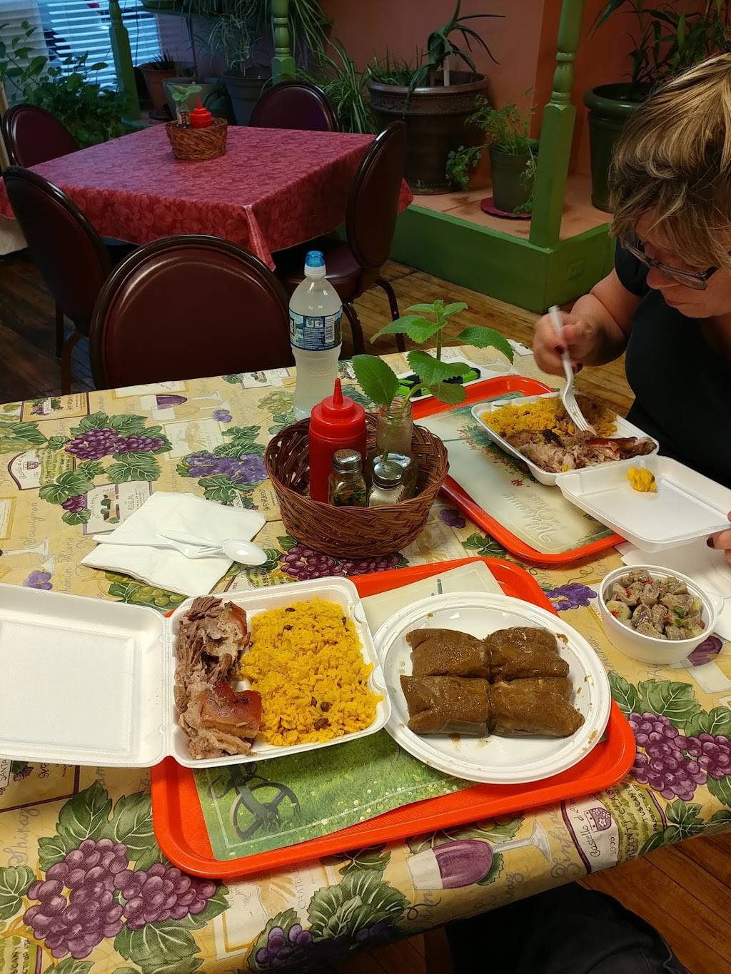 La Cocina | restaurant | 111 E King St, Lancaster, PA 17602, USA | 7174819950 OR +1 717-481-9950