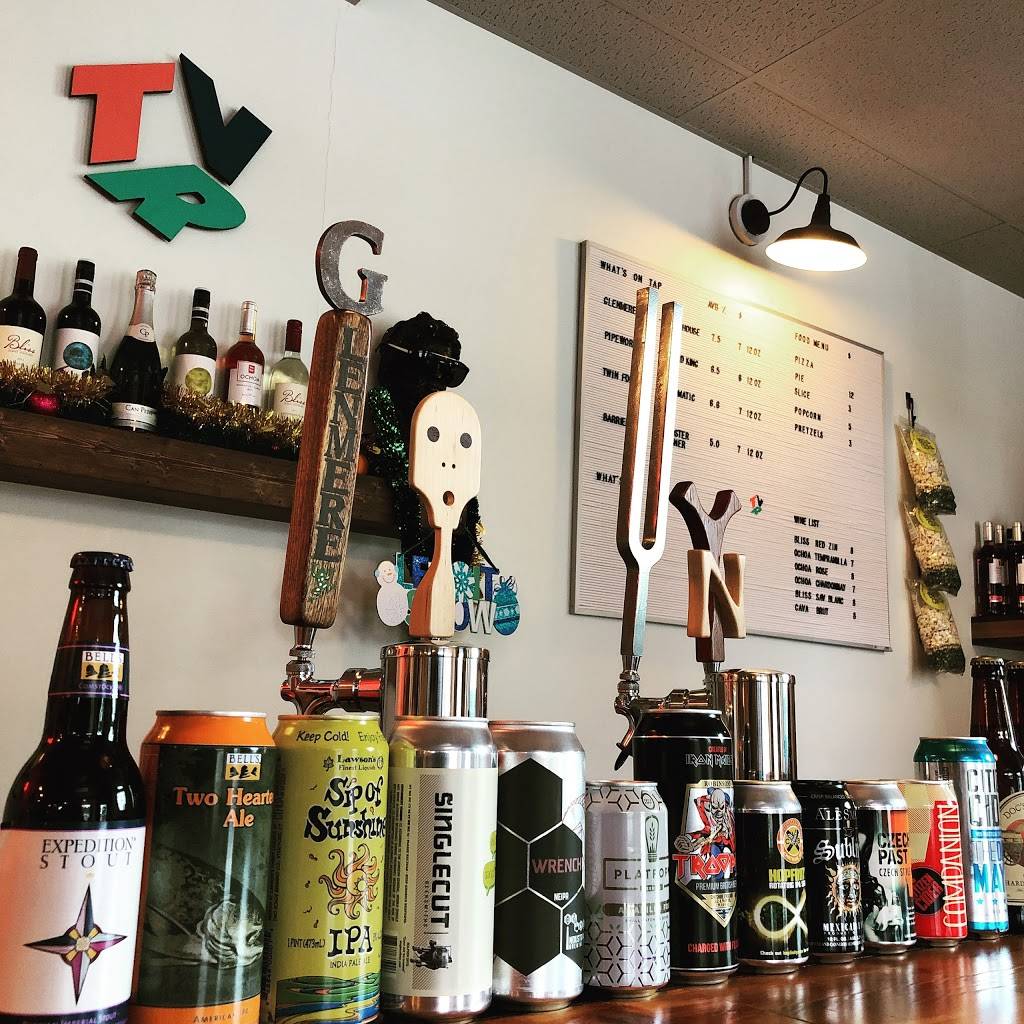 The Vinyl Room | meal takeaway | 2656 E Main St, Wappingers Falls, NY 12590, USA | 8452973344 OR +1 845-297-3344