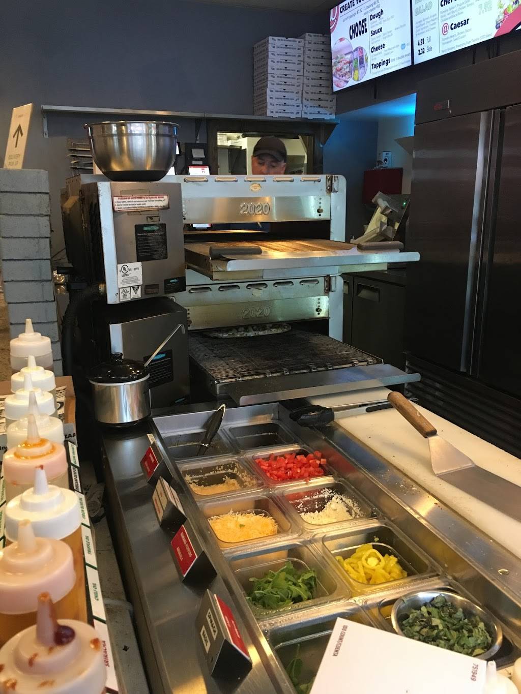 Pizza@LakeEola | restaurant | 404 E Central Blvd, Orlando, FL 32801, USA | 4072506592 OR +1 407-250-6592