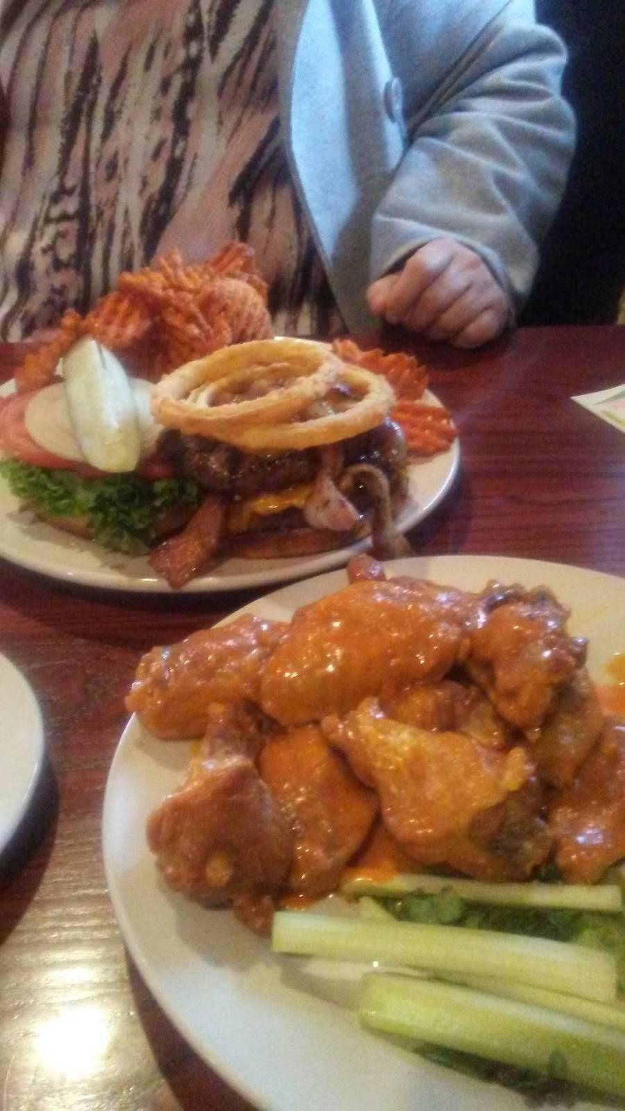 Jamies Grill & Pub | restaurant | 63 Columbian St, Braintree, MA 02184, USA | 7813565544 OR +1 781-356-5544