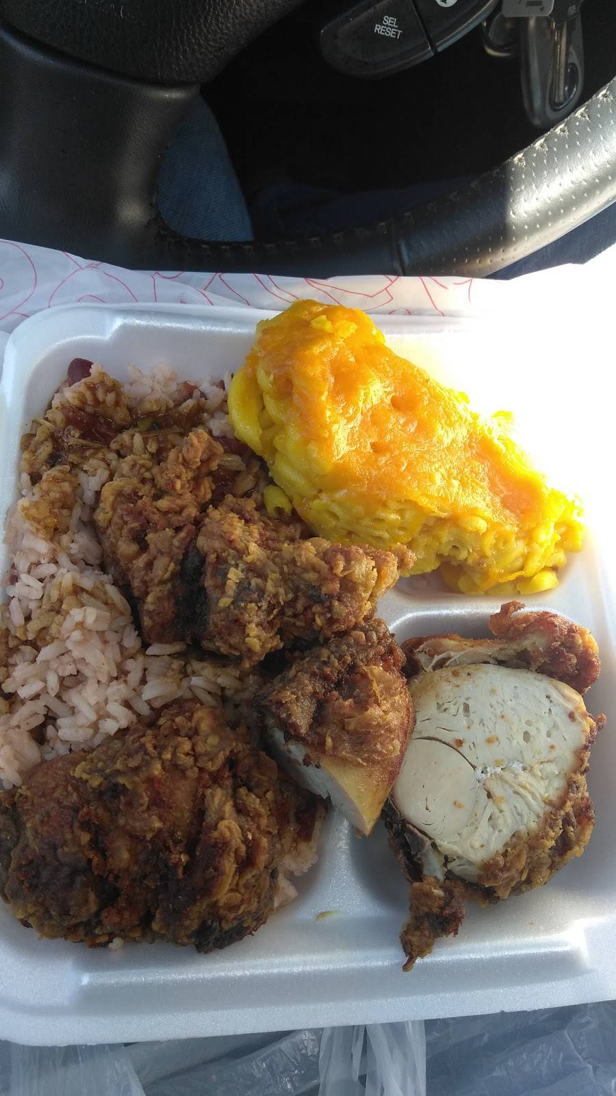 Negril Restaurant | restaurant | 2795 Old Winter Garden Rd, Ocoee, FL 34761, USA | 4073477449 OR +1 407-347-7449