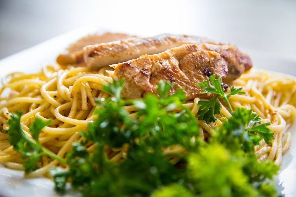 GoGoChickens | restaurant | 9550 Bolsa Ave #227, Westminster, CA 92683, USA | 7147132245 OR +1 714-713-2245