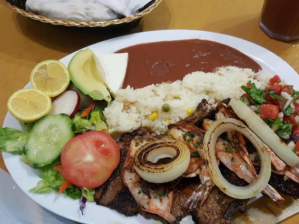 Restaurante Y Pupuseria El Maná | restaurant | 2511 W Jefferson Blvd, Los Angeles, CA 90018, USA | 3236322032 OR +1 323-632-2032