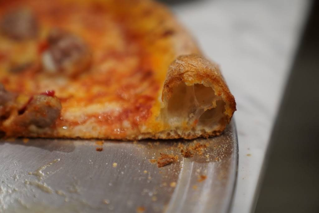 pizza by lucille’s | restaurant | 26c Macombs Pl, New York, NY 10039, USA | 6463704270 OR +1 646-370-4270