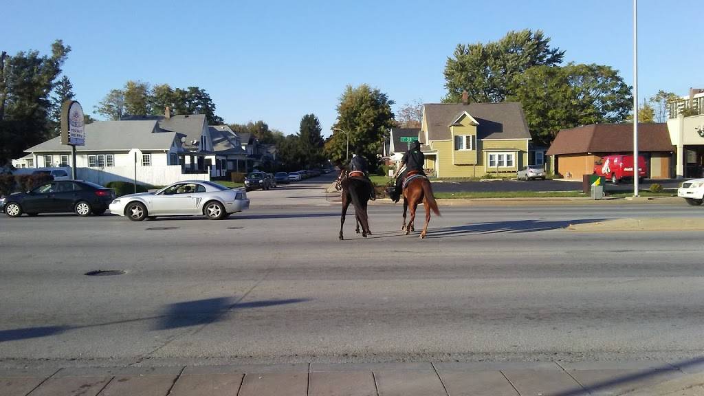 Captain Jays Fish & Chicken | meal takeaway | 3802 N Kenwood Ave, Indianapolis, IN 46208, USA | 3179209643 OR +1 317-920-9643
