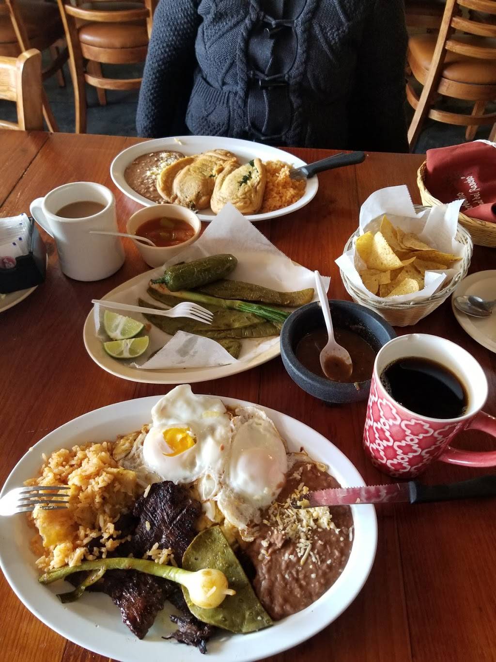 El Barbecho | restaurant | 4316 S Pulaski Rd, Chicago, IL 60632, USA | 7738237580 OR +1 773-823-7580