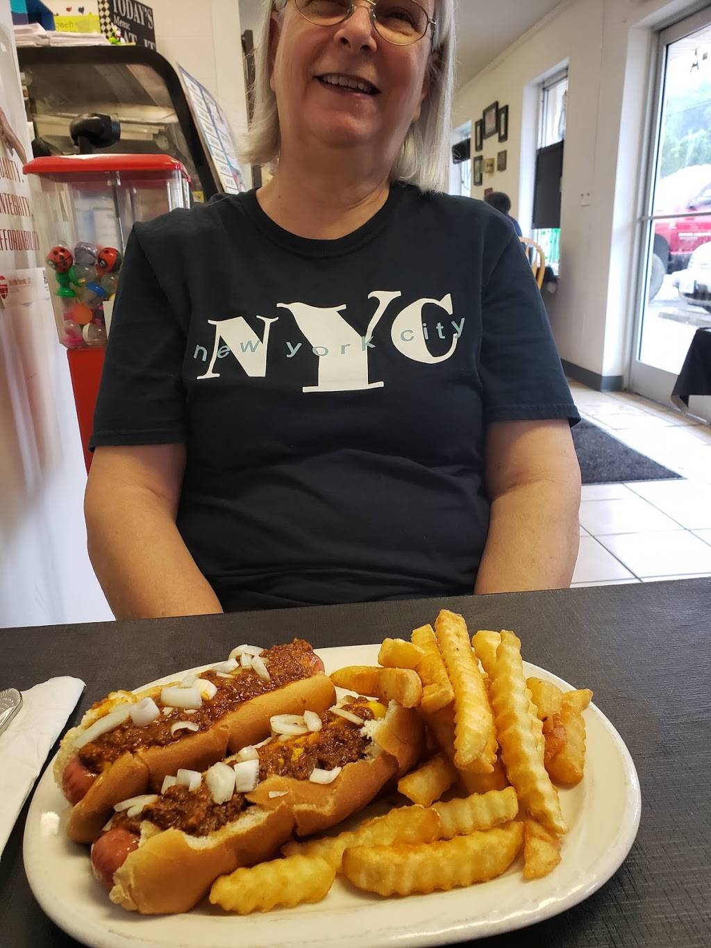 Route 24 Diner LLC | restaurant | 15720 Stewartsville Rd, Vinton, VA 24179, USA | 5408904515 OR +1 540-890-4515