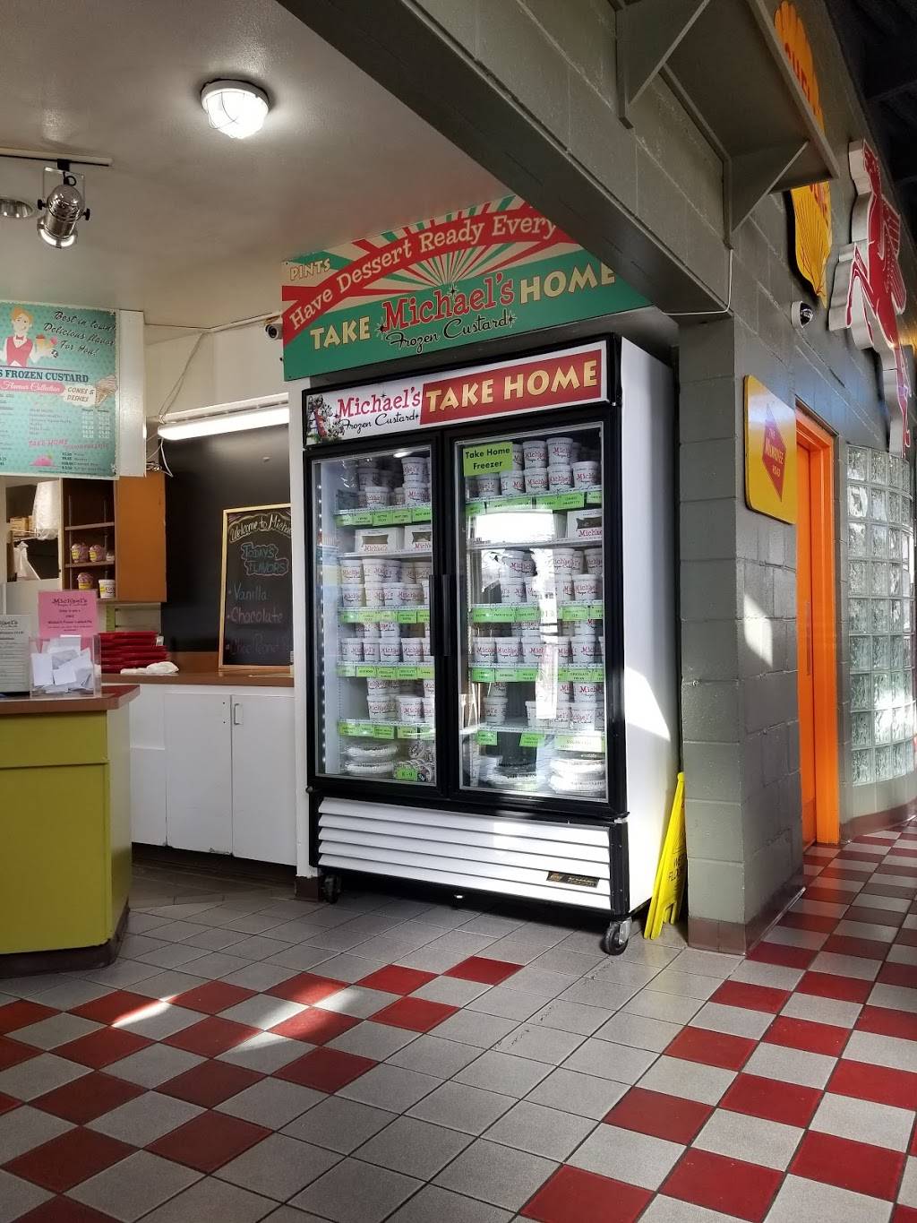 Michaels Frozen Custard | restaurant | 3826 Atwood Ave, Madison, WI 53714, USA | 6082224110 OR +1 608-222-4110