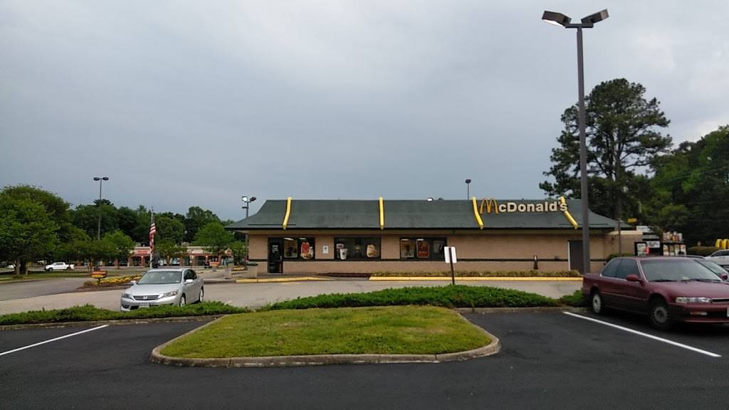 McDonalds | cafe | 1196 Big Bethel Rd, Hampton, VA 23666, USA | 7578383056 OR +1 757-838-3056