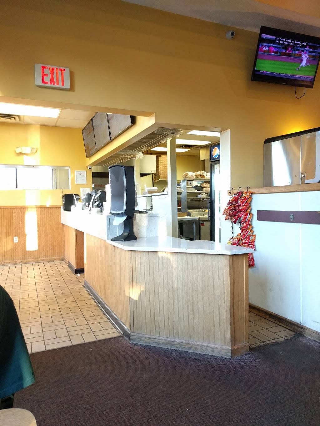 Johns Pizza & Subs | restaurant | 680 Campbell Blvd, Getzville, NY 14068, USA | 7166368600 OR +1 716-636-8600