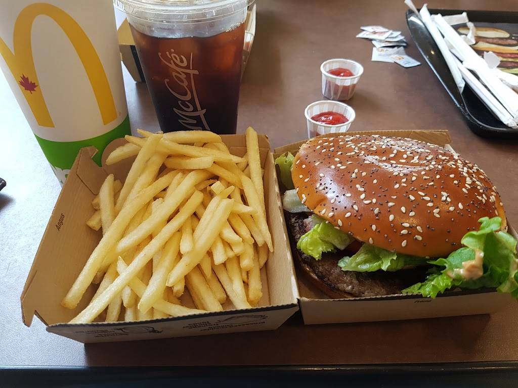 McDonalds | cafe | 9989 Bayview Ave, Richmond Hill, ON L4C 9W4, Canada | 9057705301 OR +1 905-770-5301