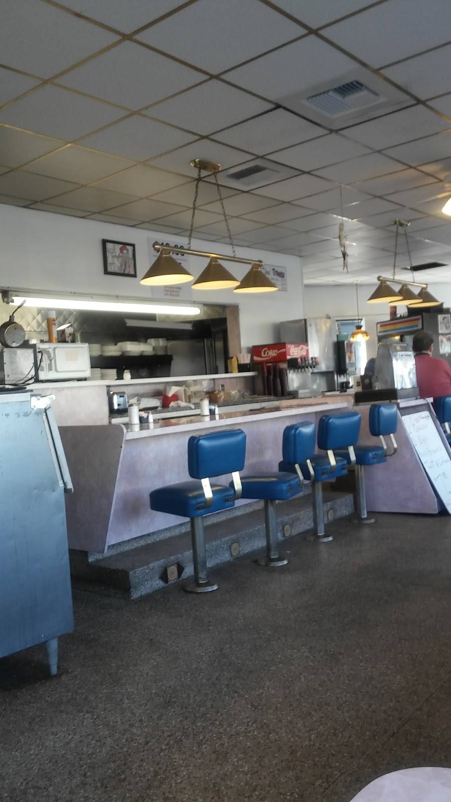 Lil Joes | restaurant | 1710 Del Paso Blvd, Sacramento, CA 95815, USA | 9169291416 OR +1 916-929-1416