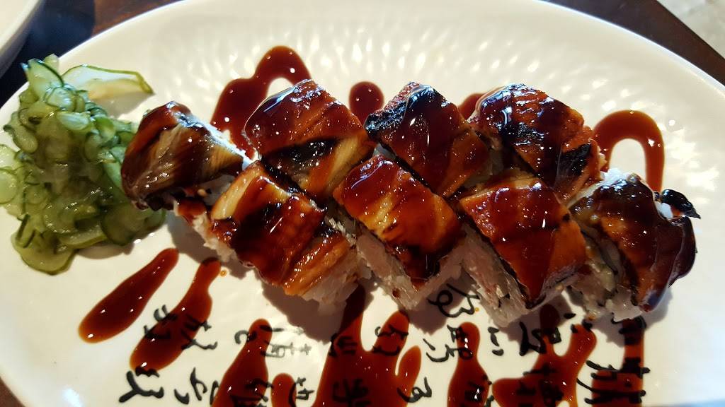 Mika Sushi | restaurant | 2500 Las Posas Rd e, Camarillo, CA 93010, USA | 8053832236 OR +1 805-383-2236