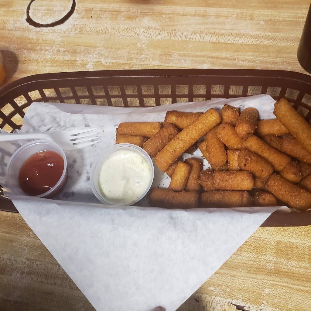 Mariscos Golfo Restaurant | restaurant | 1444 Castle Dr, Garland, TX 75040, USA | 9724876172 OR +1 972-487-6172