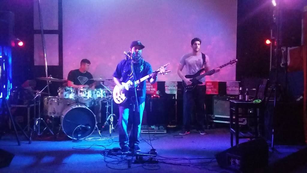 Ol Mothers Speakeasy | restaurant | 3505 TX-146 #300, Bacliff, TX 77518, USA | 2815494789 OR +1 281-549-4789