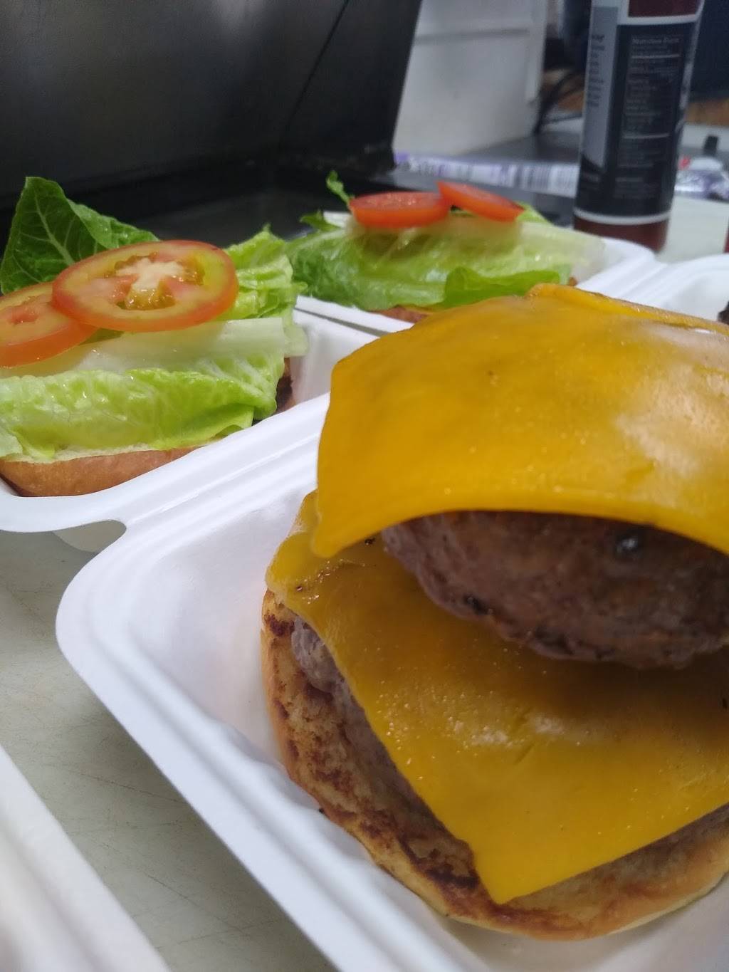 760 Burgers | restaurant | 155 S Orange St, Escondido, CA 92025, USA | 7607032101 OR +1 760-703-2101