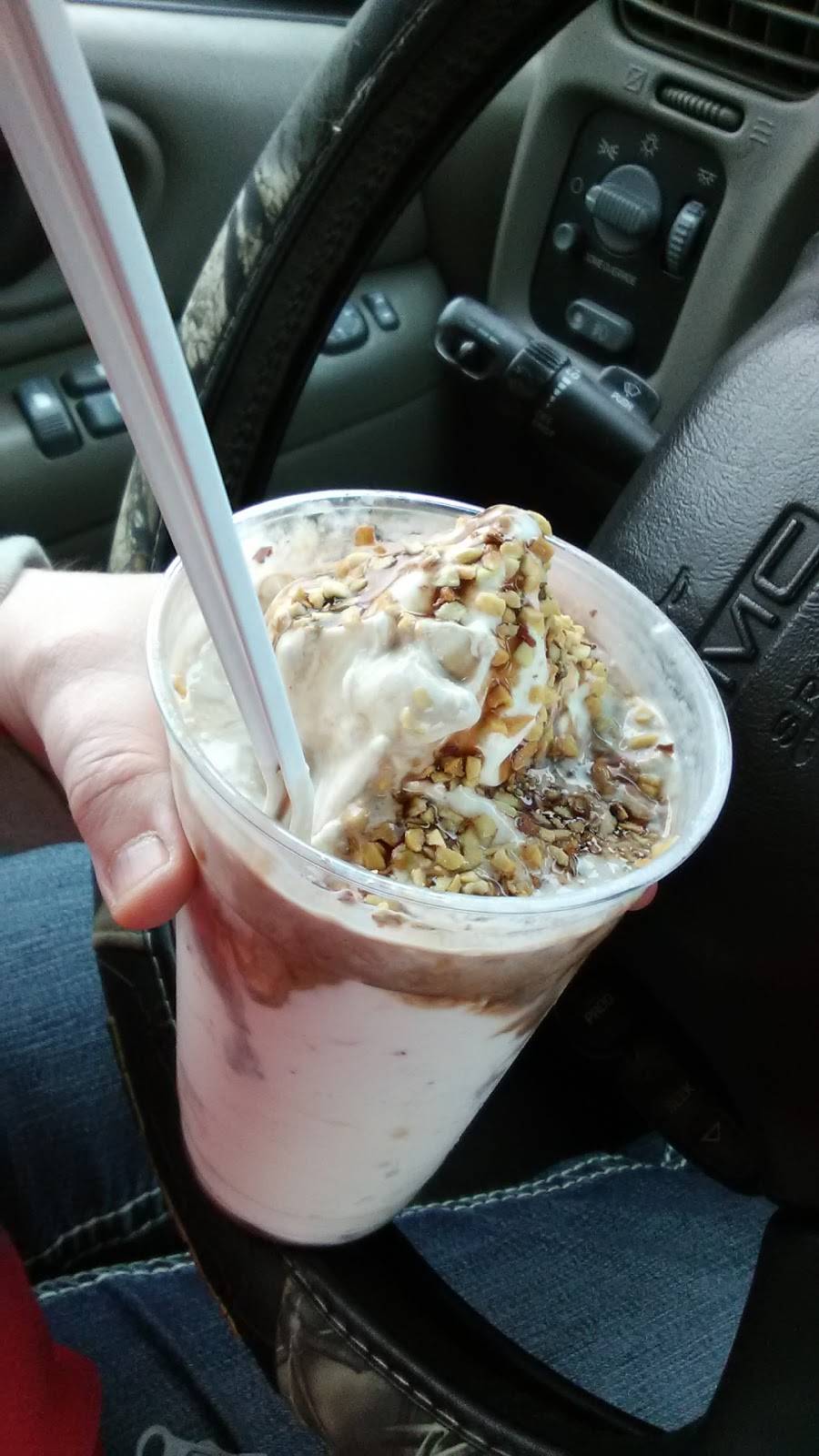 East End Double Dip | restaurant | 451 E Main St, Peru, IN 46970, USA | 7654723436 OR +1 765-472-3436