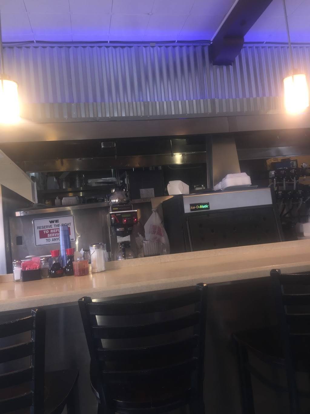 Hong Kong Diner | restaurant | 14440 Gilmore St, Van Nuys, CA 91401, USA | 8187823388 OR +1 818-782-3388