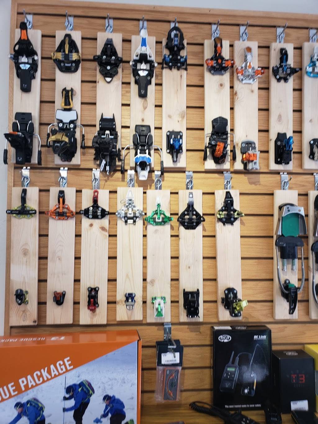 Cripple Creek Backcountry | cafe | 500 E Lionshead Cir #21, Vail, CO 81657, USA | 9705100450 OR +1 970-510-0450