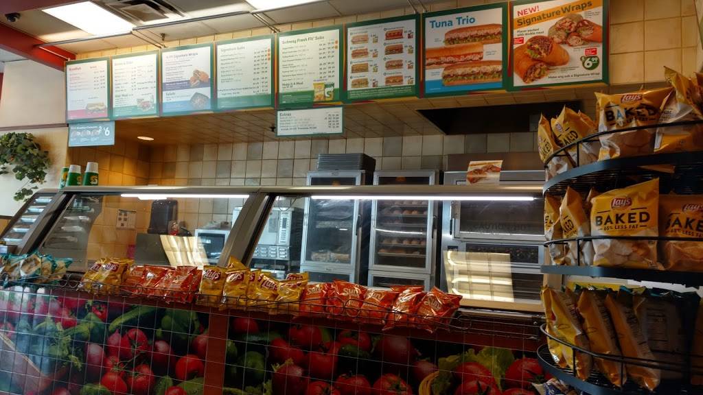 Subway Restaurants | restaurant | 5236 Arlington Ave, Riverside, CA 92504, USA | 9513518877 OR +1 951-351-8877