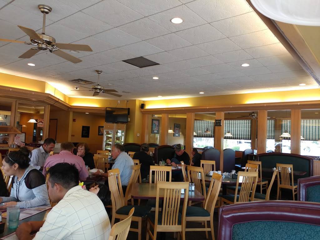 Parkway | Family Restaurant | restaurant | 1221 Ann St, Madison, WI 53713, USA | 6082552355 OR +1 608-255-2355