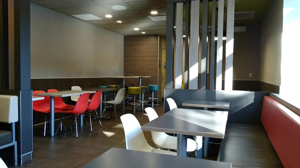 McDonalds | cafe | 11420 Deerfield Dr, Truckee, CA 96161, USA | 5305873880 OR +1 530-587-3880
