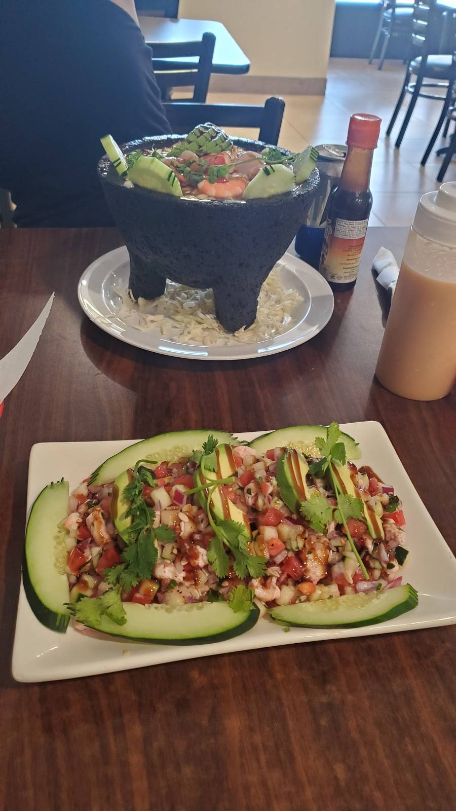 Mariscos Del Pacifico | restaurant | 10436 Magnolia Ave, Riverside, CA 92505, USA | 9515886758 OR +1 951-588-6758