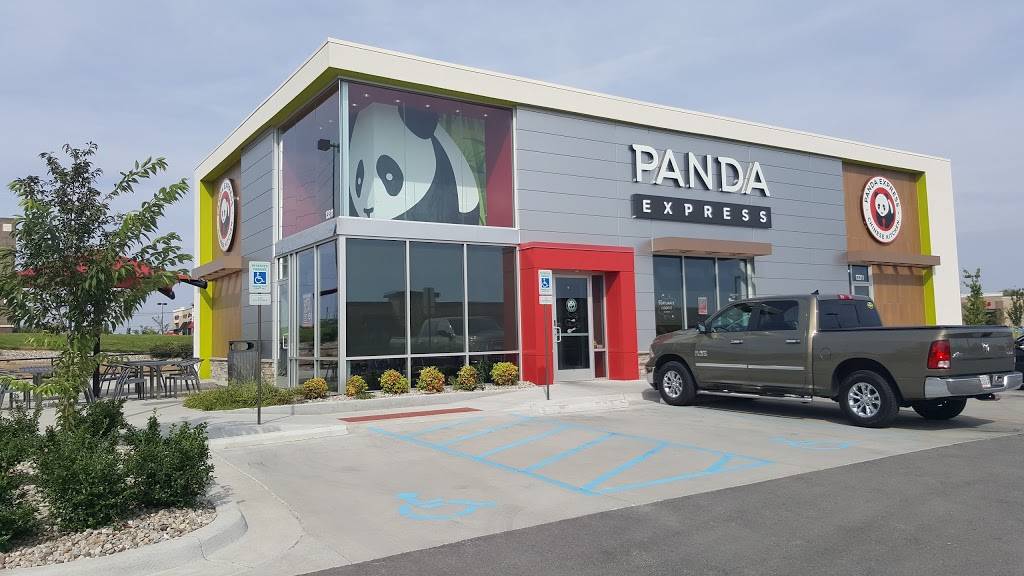 Panda Express | meal takeaway | 13311 Shelbyville Rd, Louisville, KY 40223, USA | 5024893980 OR +1 502-489-3980