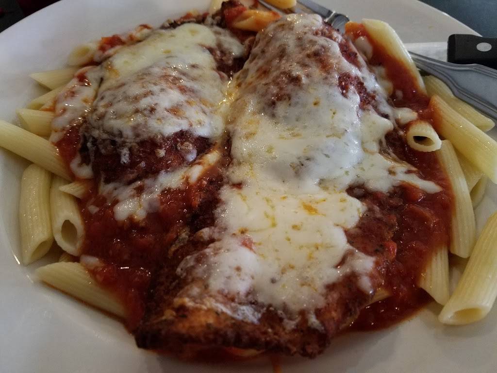 Cappellinis Italian Restaurant | restaurant | 141 Worcester Rd, Webster, MA 01570, USA | 5089490167 OR +1 508-949-0167