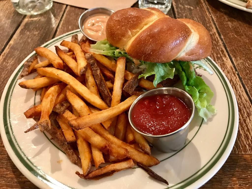 Community Plate | restaurant | 315 NE 3rd St, McMinnville, OR 97128, USA | 5036871902 OR +1 503-687-1902