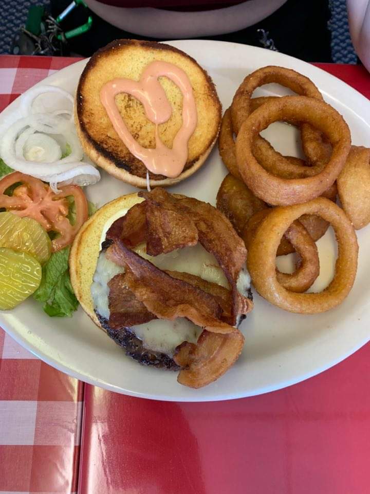 The Upper 9 | restaurant | 299 Catherine Ave, Milton-Freewater, OR 97862, USA | 5418613633 OR +1 541-861-3633