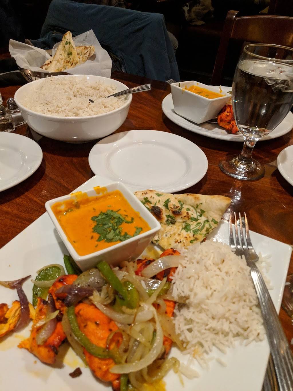 Nawab Indian Cuisine | restaurant | 129 S Stratford Rd, Winston-Salem, NC 27104, USA | 3367253949 OR +1 336-725-3949