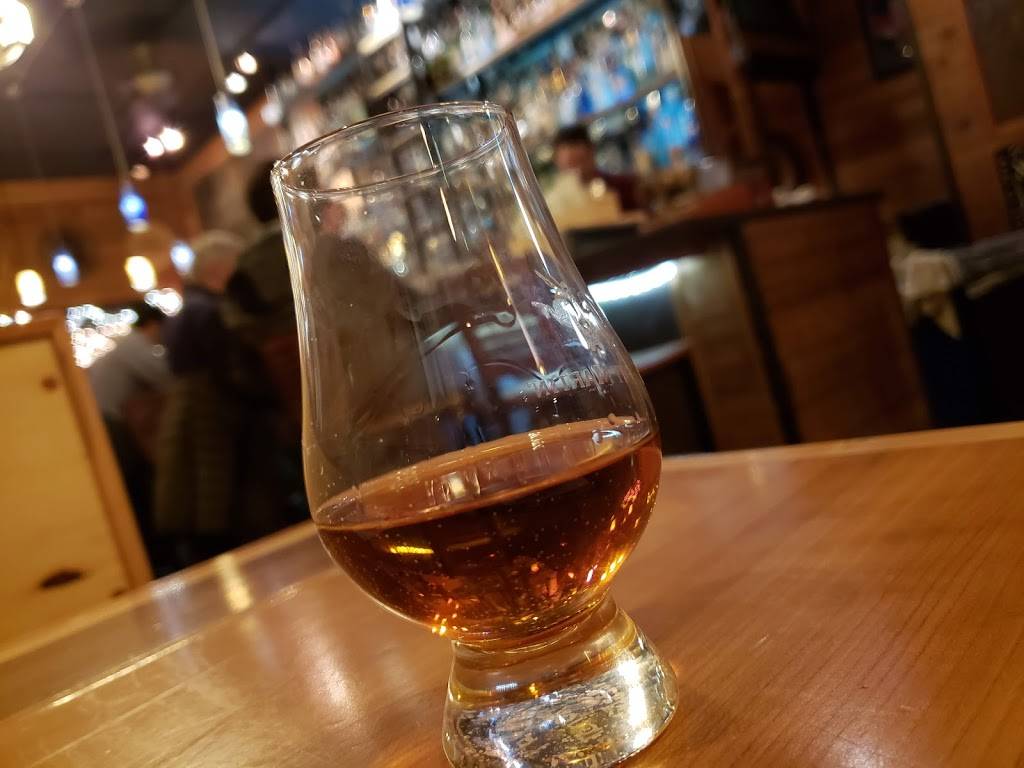 McCormacks Whisky Grill | restaurant | 204 N Robinson St, Richmond, VA 23220, USA | 8043345426 OR +1 804-334-5426