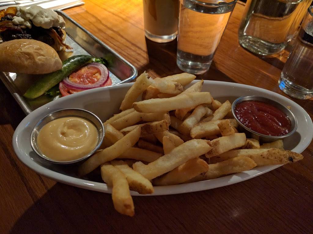 Baileys Range | restaurant | 1420, 920 Olive St, St. Louis, MO 63101, USA | 3142418121 OR +1 314-241-8121