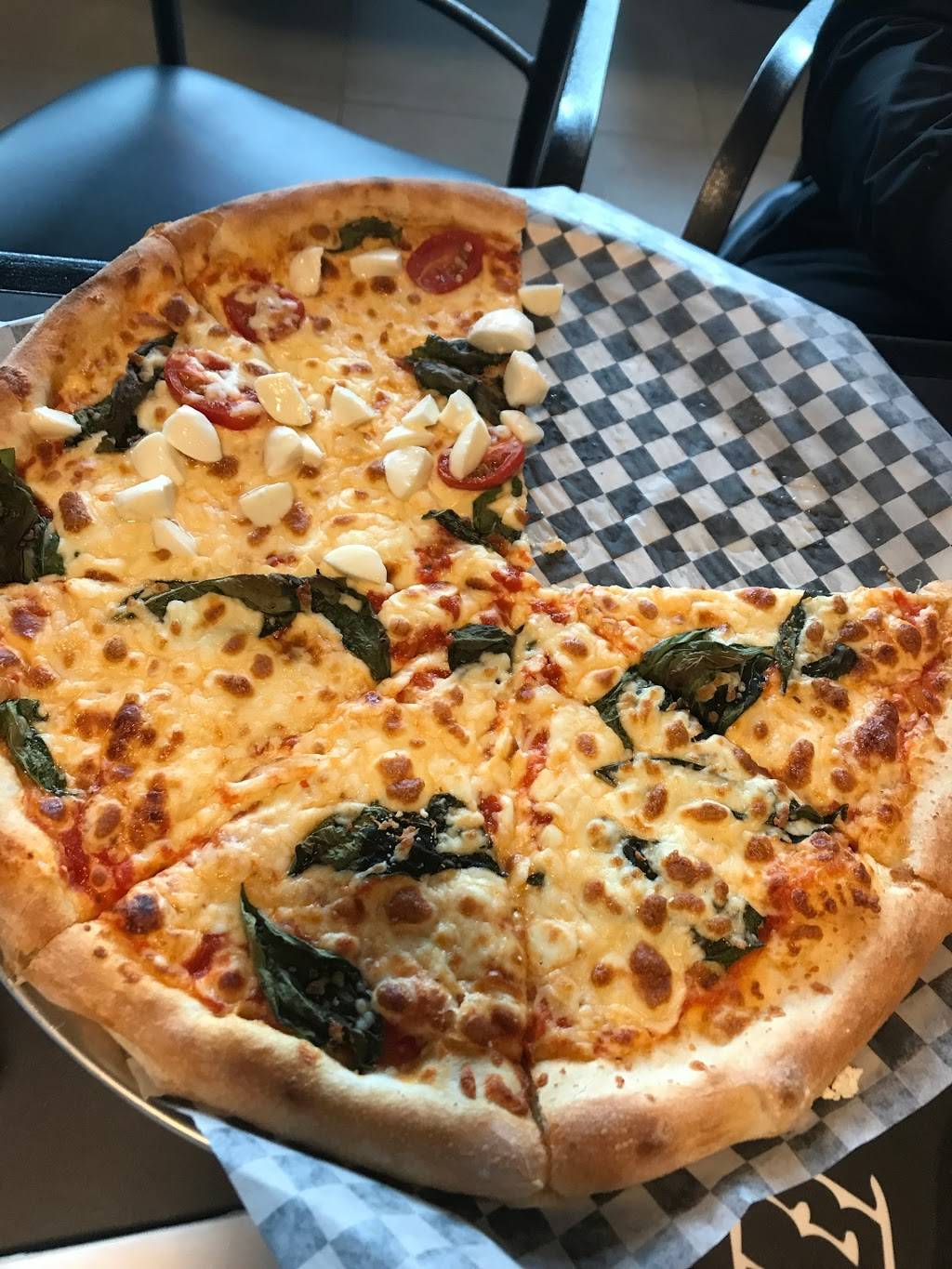 Classic Italian aroma | restaurant | 12774 Peel Regional Rd 50, Bolton, ON L7E 4G1, Canada | 9059513334 OR +1 905-951-3334