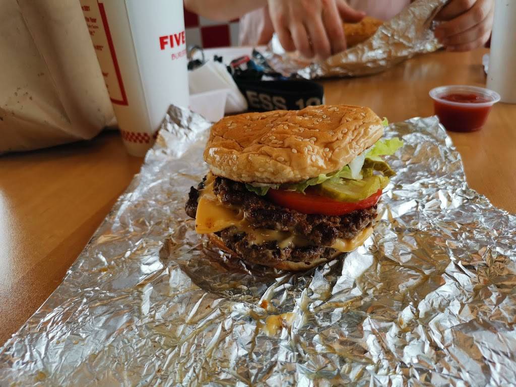 Five Guys | meal takeaway | C2, 5517 Hazeldean Rd #6, Stittsville, ON K2S 0P5, Canada | 6138361800 OR +1 613-836-1800
