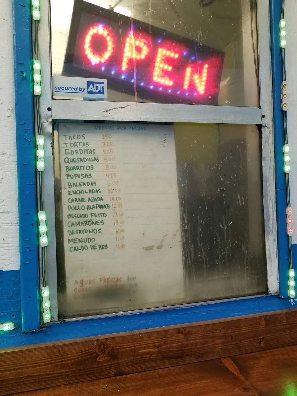 Taqueria Sanchez | restaurant | 46 Westbank Expy, Gretna, LA 70053, USA | 5043613050 OR +1 504-361-3050