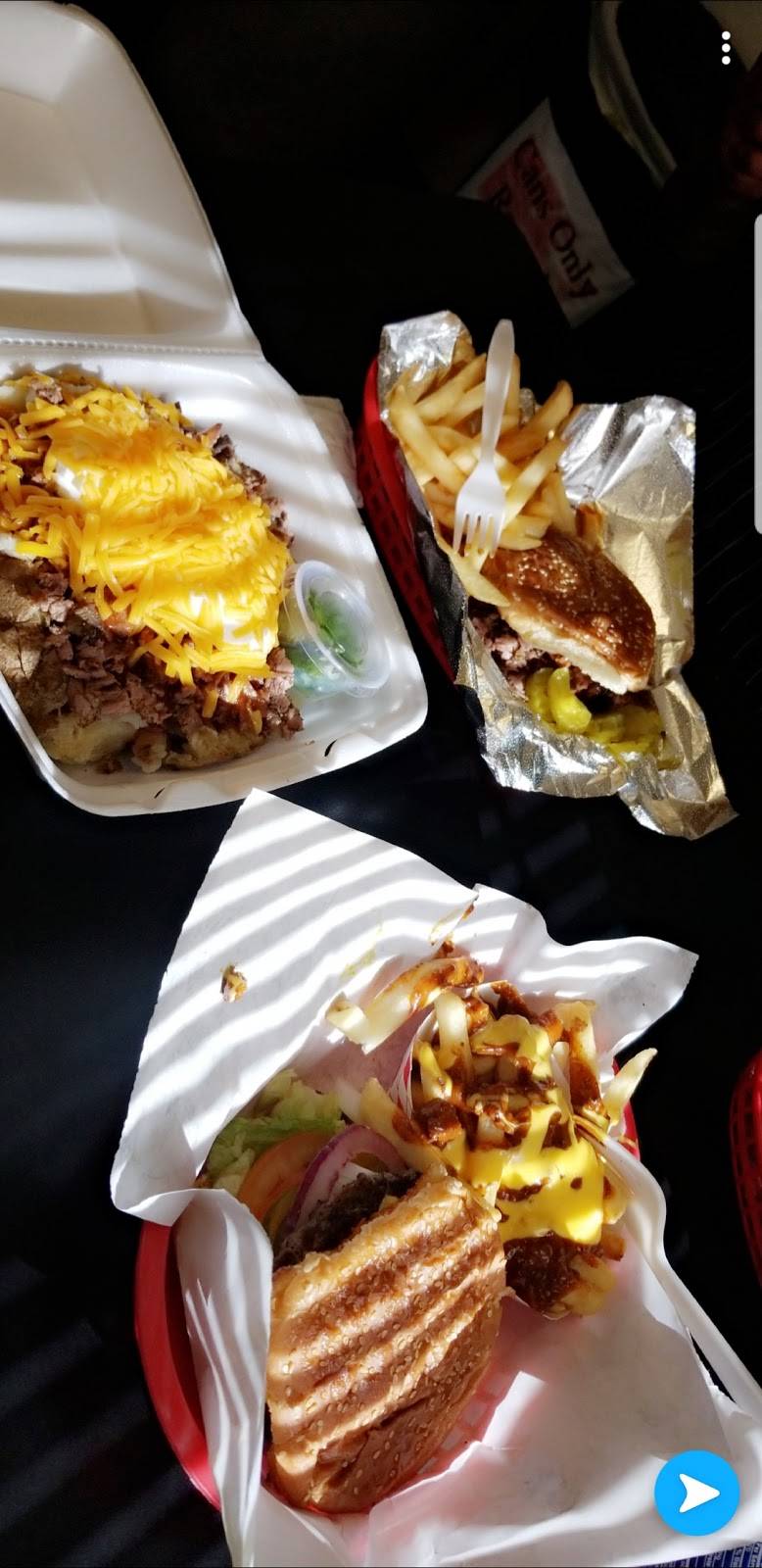 Victory Eatery | restaurant | 2213 S Victory Dr, Houston, TX 77088, USA | 2818207443 OR +1 281-820-7443