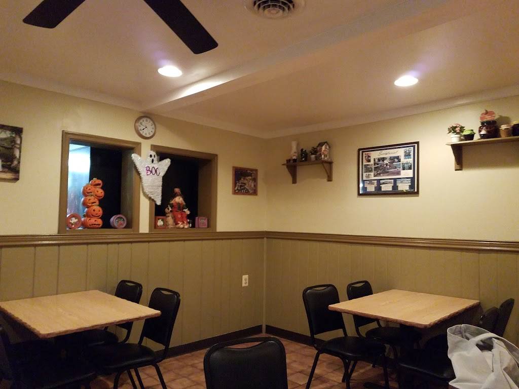 Pizza Town USA | restaurant | 50 W Maple St, East Prospect, PA 17317, USA | 7172525977 OR +1 717-252-5977