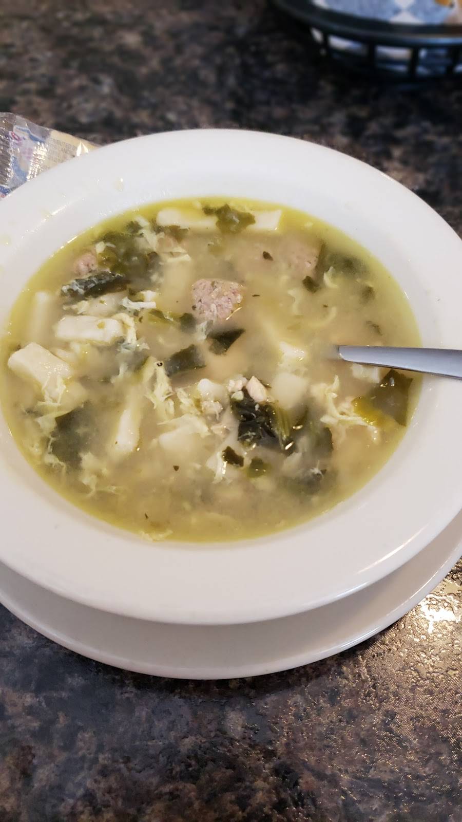 Skipperenos Italian Restaurant | restaurant | 1604 W Grandview Blvd, Erie, PA 16509, USA | 8148648888 OR +1 814-864-8888