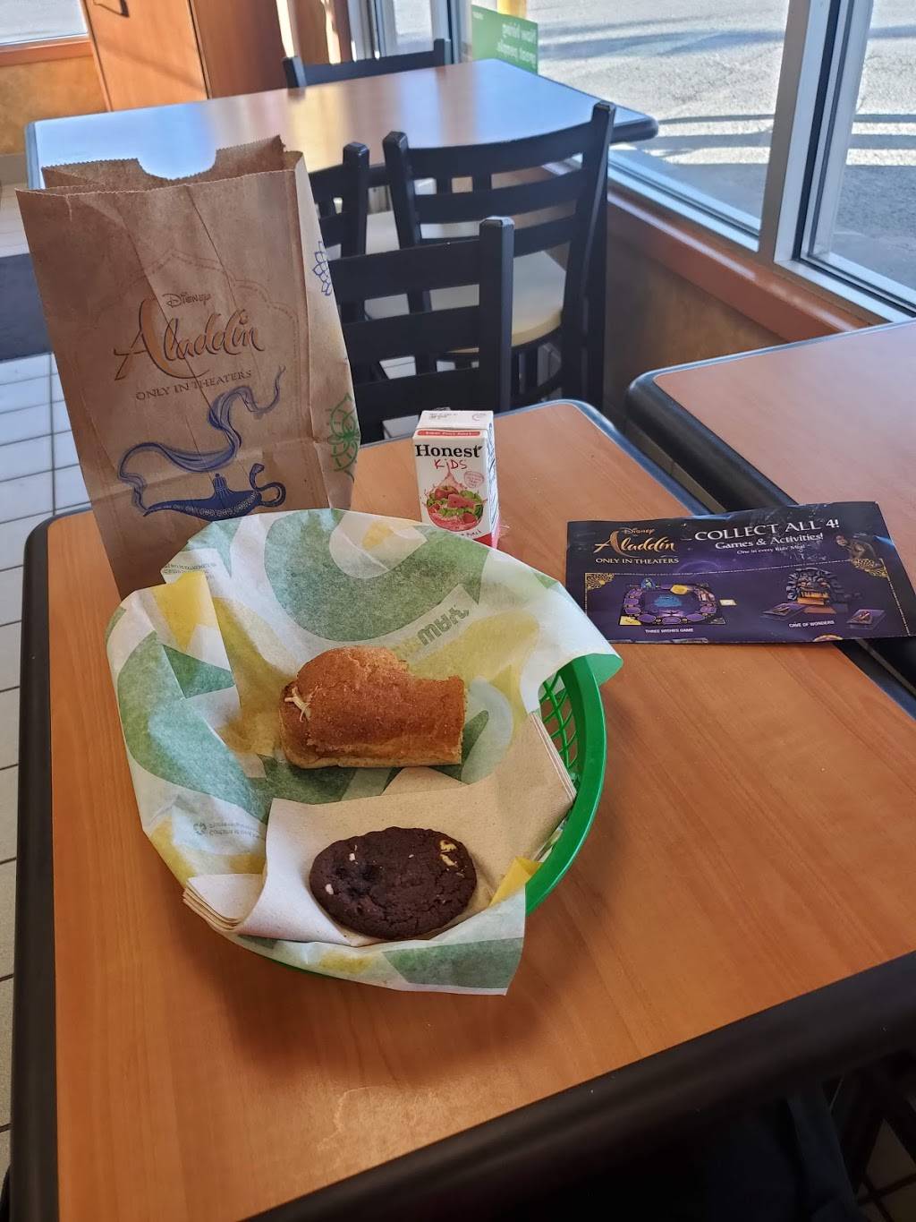 Subway | meal takeaway | 6110 Old Seward Hwy, Anchorage, AK 99518, USA | 9078687827 OR +1 907-868-7827