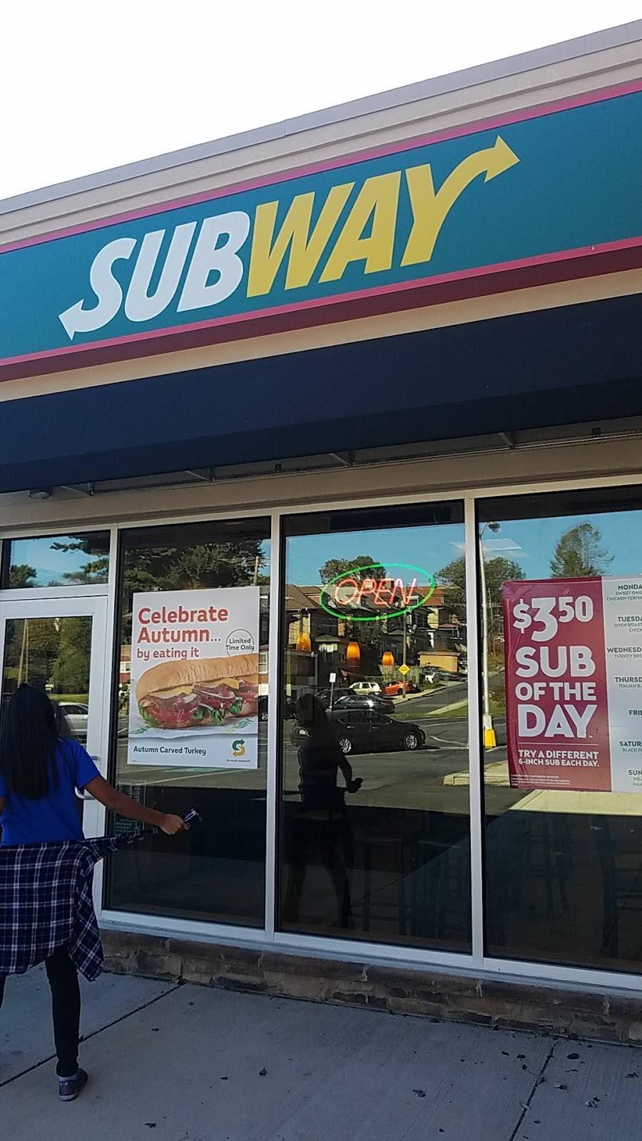 Subway | restaurant | 1901 Hamilton St, Allentown, PA 18104, USA | 6103516645 OR +1 610-351-6645