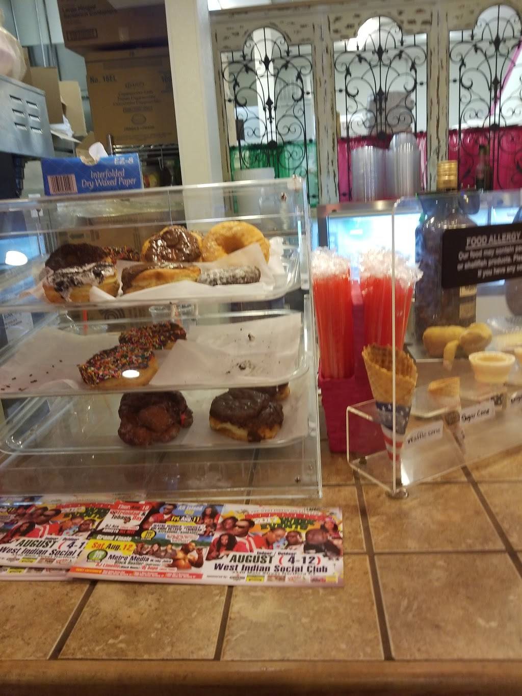 Lilly Caterers | restaurant | 305 Windsor Ave, Windsor, CT 06095, USA | 8602418132 OR +1 860-241-8132