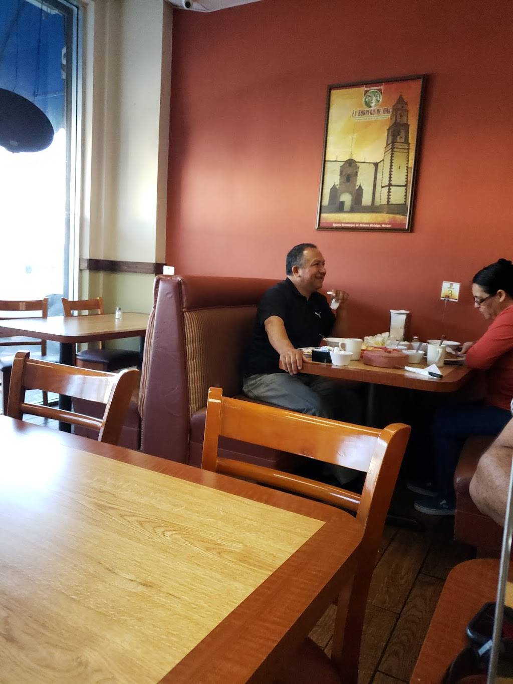 El Borrego De Oro Restaurant | restaurant | 2403 Whittier Blvd, Los Angeles, CA 90023, USA | 3237804213 OR +1 323-780-4213