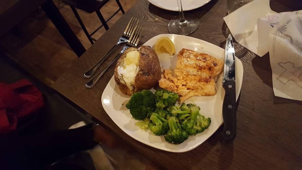 Texas Steak & Ale House | restaurant | 3585 Riverside Dr, Danville, VA 24541, USA | 4342150090 OR +1 434-215-0090