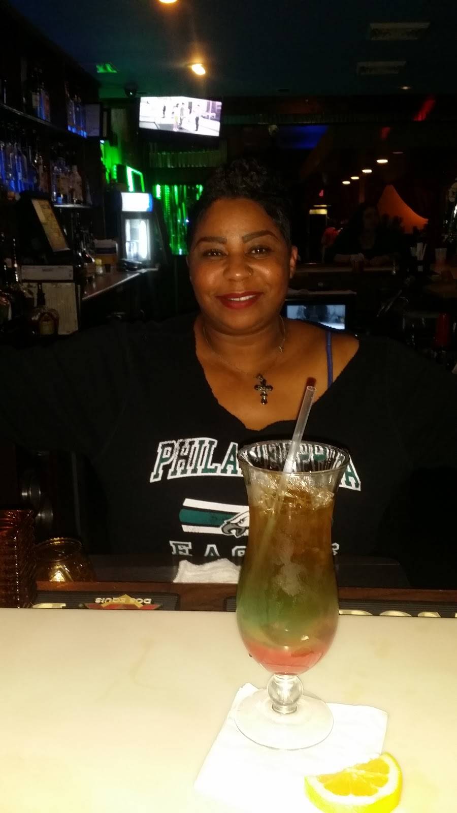 Almaz Cafe | restaurant | 24 W Main St, Norristown, PA 19401, USA | 4847047251 OR +1 484-704-7251