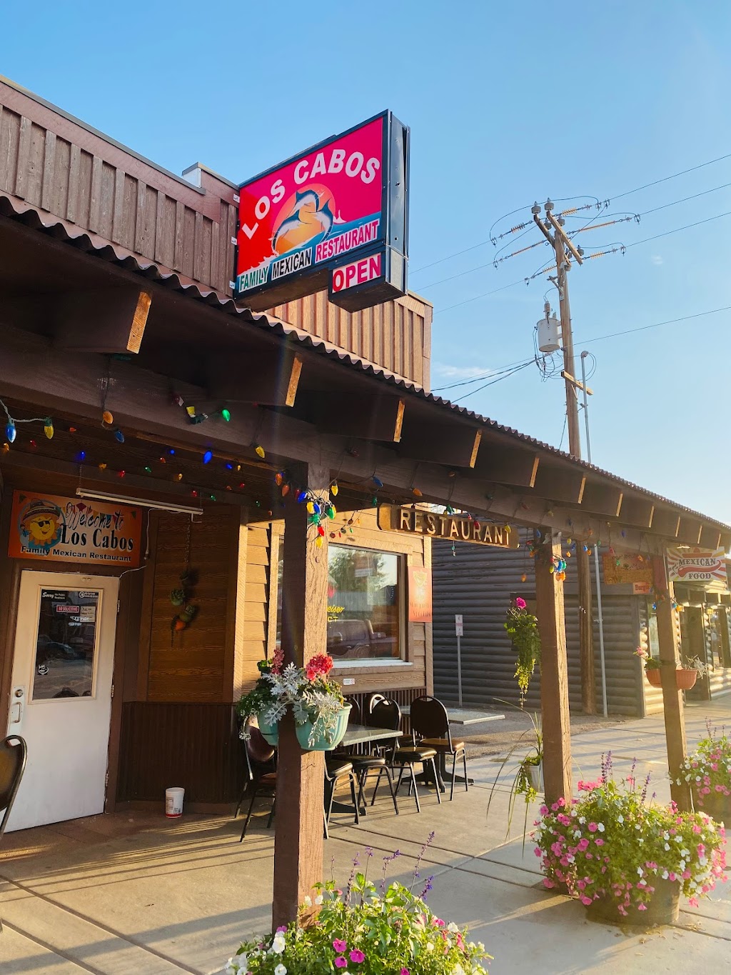 Los Cabos | Mexican Restaurant | restaurant | 120 W Pine St, Pinedale, WY 82941, USA | 3073676781 OR +1 307-367-6781